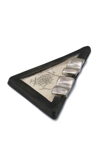 Σταχτοδοχείο "Τρίγωνο" raku art - Art shop στο diaplasibooks.gr